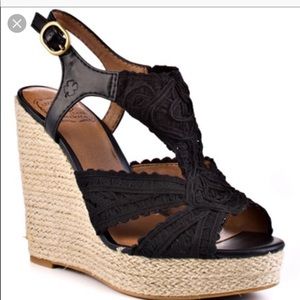 [Lucky Brand] Black Crochet Wedge